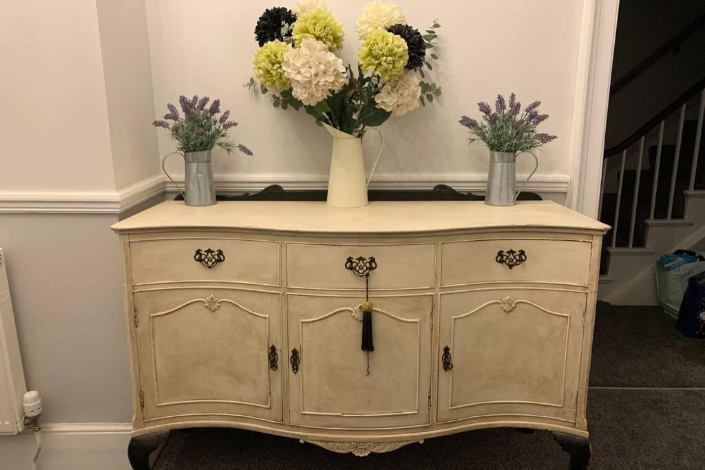 Florence House: Georgian Splendor By Apartment
